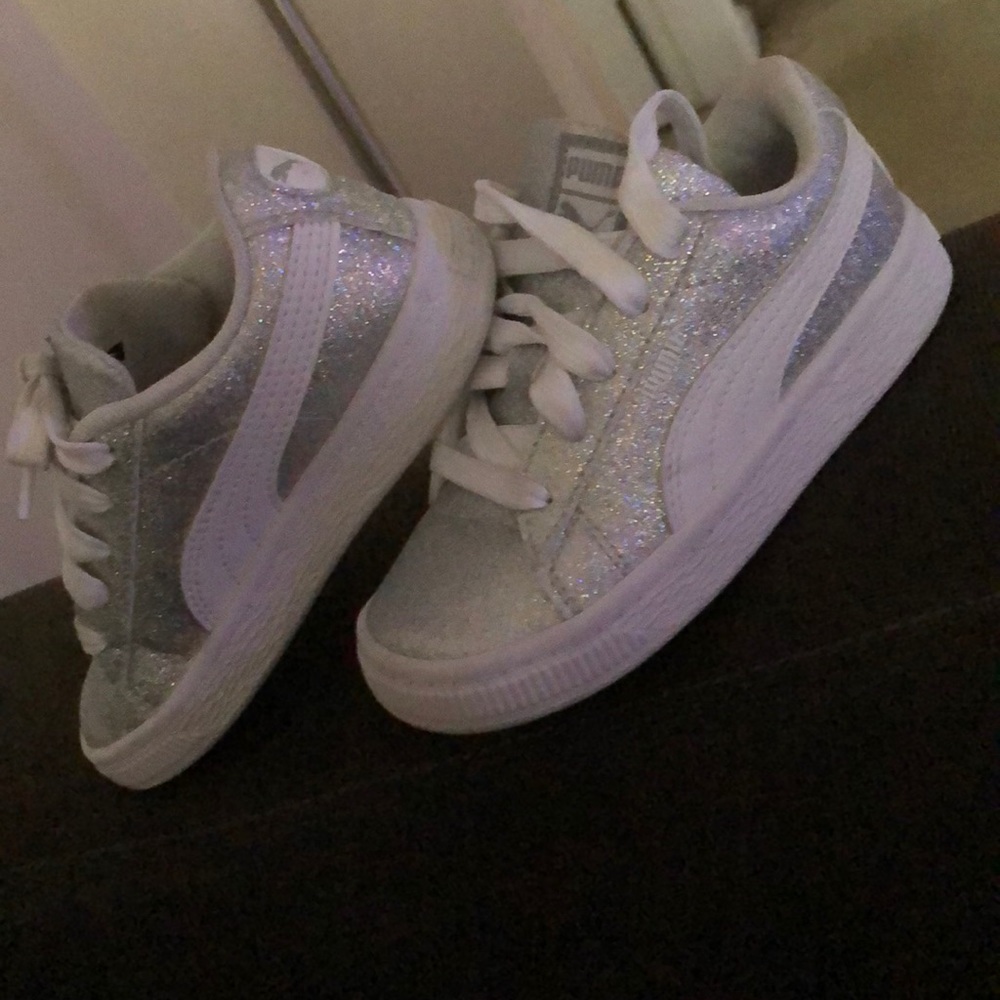 Toddler puma sneakers